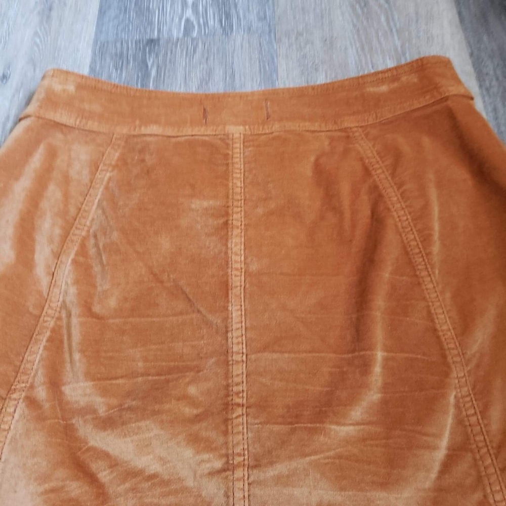 Velveteen A-Line Mini Skirt Button-Front Edition - Picture 13 of 14
